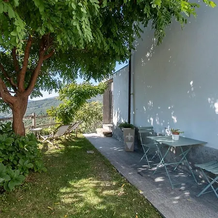 Outdoor & Relax -trailside Cozy شقة